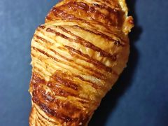 流奶黄金羊角-麦田工坊(月湖店)