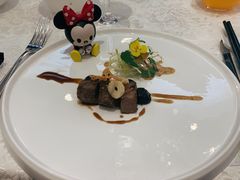 黑蒜雪花牛肉粒-世博源公馆·本帮融合菜·主题包厢·江景餐厅
