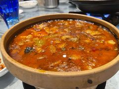 襄阳砂锅牛三鲜-莲餐厅·湖北菜·藕汤是头牌(愚园路店)