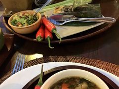 香蕉叶裹烤腌鱼块-DiAtas by Art Cafe Bumbu Bali