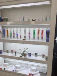 -YESIDO椰岛造型烫发染发专业店