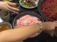 -红九格老火锅(三峡广场店)