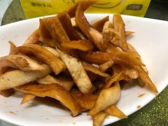 -天桥饭店·特色海鲜(金山嘴渔村店)