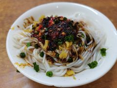 -老字号眼镜子煎包汤包店