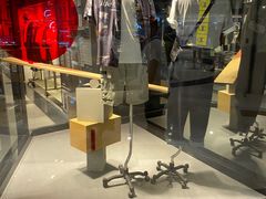 -i.t(湖滨银泰in77店)