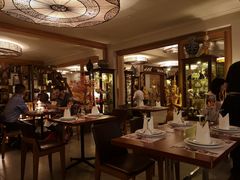 -Thai Pothong Restaurant