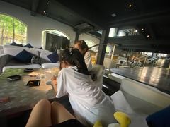 -穹六人间 people 6(岳阳路店)