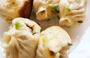 Wang Dada Pan-Fried Dumplings