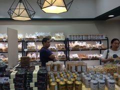 面包甜点陈列柜-仟吉KenGee(国贸360店)