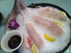 鲈鱼刺身-石砰渔港·海鲜楼