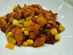 宫爆鸡丁-东兴楼饭庄(六里桥店)