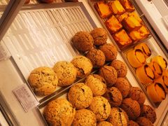 -好利来(上海长宁龙之梦店)