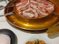 -猪啊牛呀羊啊铜盘烤肉(正大广场店)