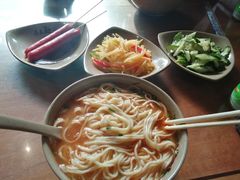 猪肘汤面-亮亮面馆(经六路店)