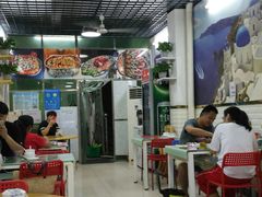 -小辣妹川味海鲜加工店(第一市场椰风巷店)