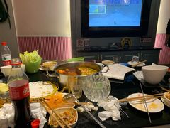-唯爱KTV聚会餐厅(仙林东城汇店)