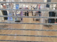店内环境-优衣库(北京首开福茂宋家庄购物中心店)