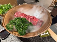 -三出山火锅(南京万象天地店)
