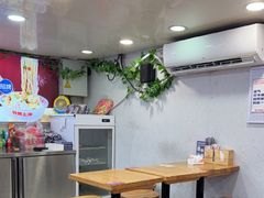-哈灵现炒本帮面(宁波路店)
