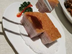 脆皮烧肉-御宝轩(益丰·外滩源店)