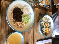 -e+粉店(康王北路店)