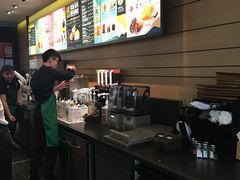 -星巴克(广州中华广场B1层店)