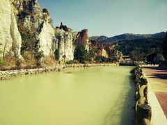 -彩色沙林风景区