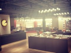 -光海书局(南京东路第一百货店)