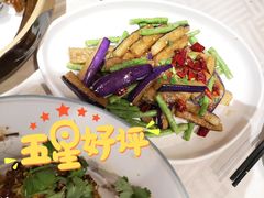 茄子炒豆角-石头咕(葵蓬店)