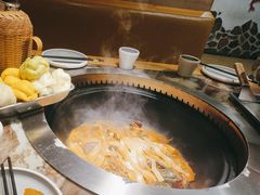 -锅老头海鲜铁锅炖