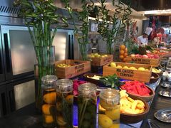 -圣丰索菲特·2 On 988 Café 自助餐厅