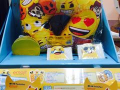 -全家便利店(上丰路店)