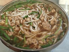 -正宗杨记普洱酸醋米线(总店)