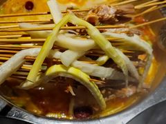 -佰人王串串香火锅(洋珠巷店)