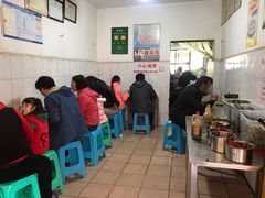 -文山荷鲜居(翠湖店)