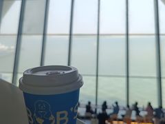 -抱抱地球咖啡馆(国家海洋博物馆店)
