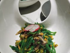 瓜苗拌鹿茸菌-姜君·千岛湖鱼头馆(浦东大道店)