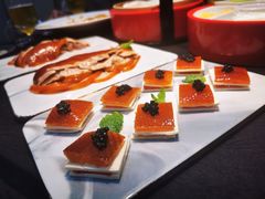 鱼子酱烤鸭-荣公子创意菜