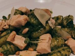 -wineapp葡萄酒餐吧(外滩金融中心店)