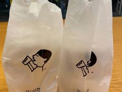 -喜茶(北京华贸购物中心店)