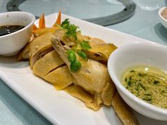特色白斩鸡-老大同酒家·糟卤·本帮菜(中山公园店)