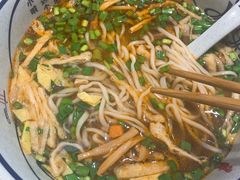 -陇上秦轩西安biangbiang面(EFC欧美金融商业城店)