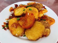 特色椒盐土豆饼-阿伍海鲜大排档(塔湾金沙店)