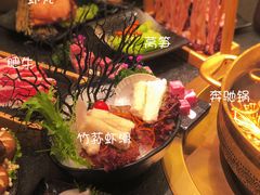 -湊湊火锅·茶憩(打浦桥日月光店)