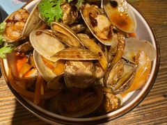 香拌花甲-胡桃里音乐酒馆(环亚凯瑟琳广场店)