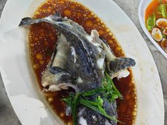 -四川小胡子海鲜(丁村万人海鲜广场店)