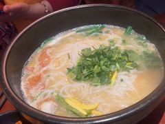 -银米·云南传统过桥米线(双廊黑金冠店)