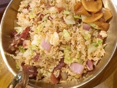 风味干肠炒饭-聚合鑫东北熏酱熟食麻辣面(长阳店)
