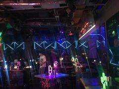 -UP嘻哈酒吧(粉巢店)