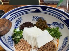 -蜗牛小馆醉乡民谣云南菜(惠新西里店)